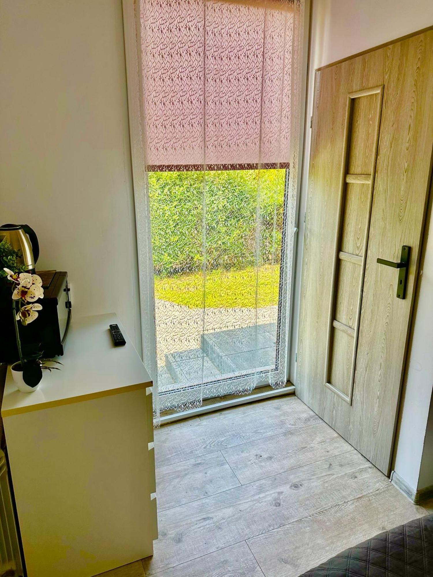 Apartament Nr 5 Lub 6 Przy Sali Kominkowej Przeczyce المظهر الخارجي الصورة